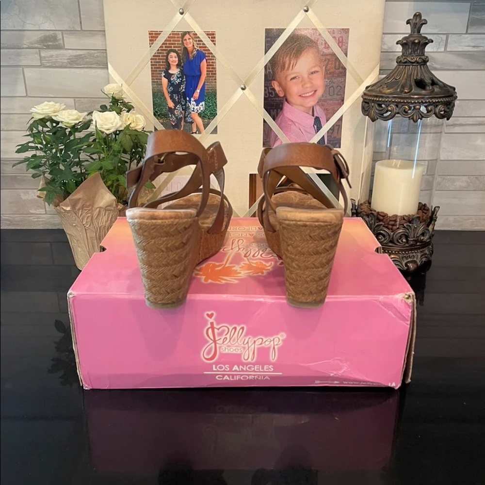 Jellypop Sandals - Picture 2 of 5